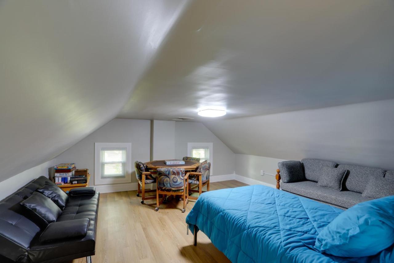 Welcoming Port Clinton Vacation Rental! Exterior photo