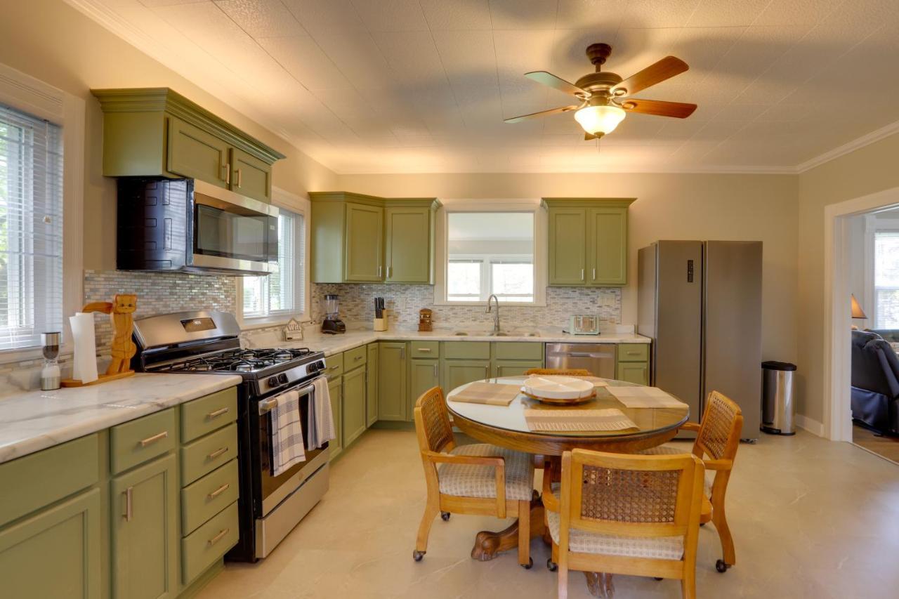 Welcoming Port Clinton Vacation Rental! Exterior photo